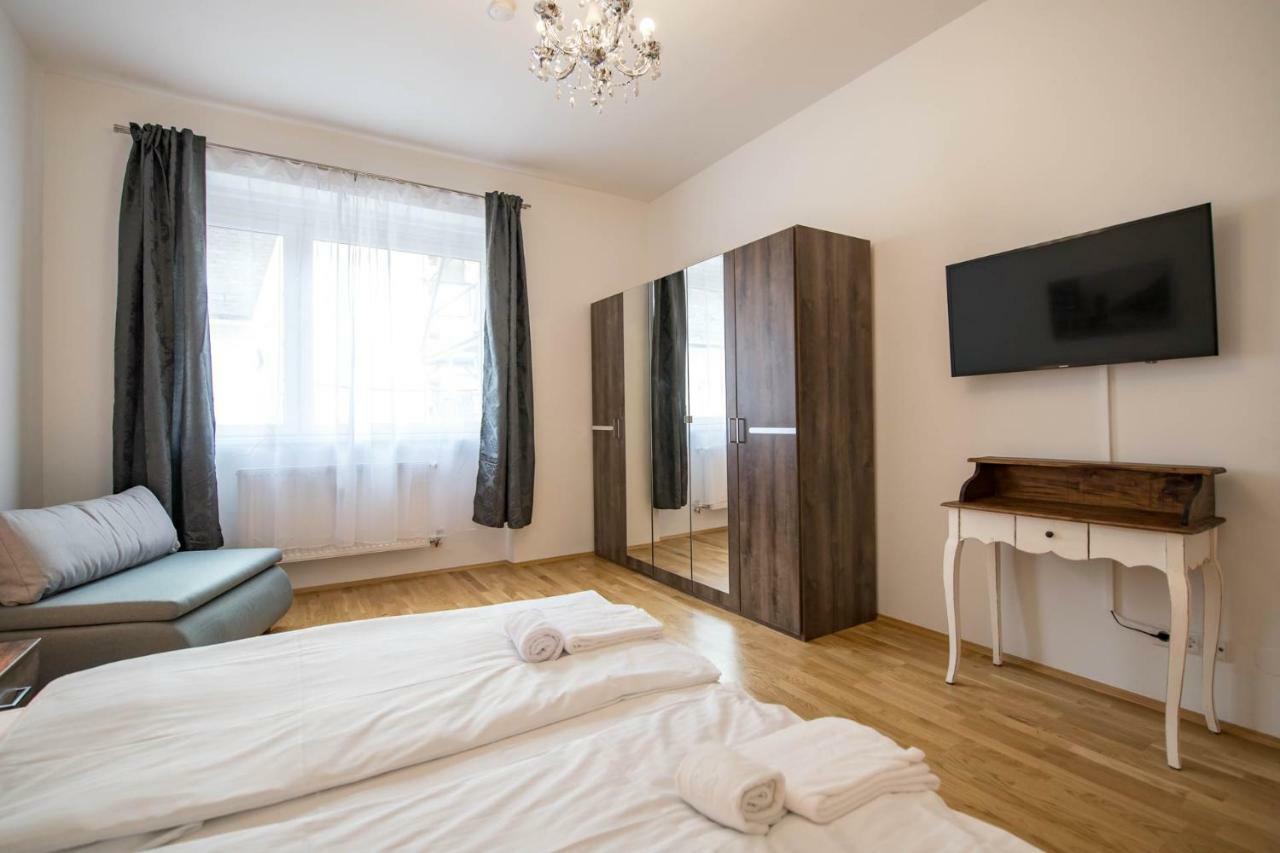 Minihotel Graz Apartments Esterno foto