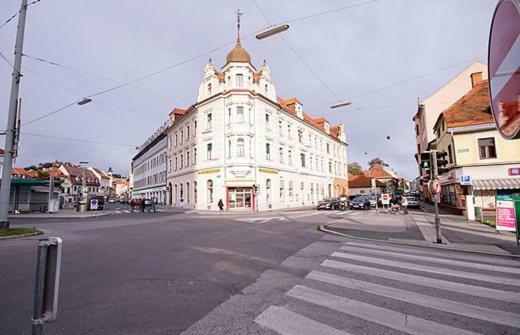 Minihotel Graz Apartments Esterno foto
